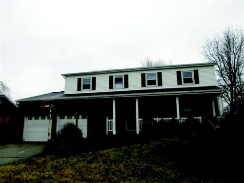 206 Buckingham Dr