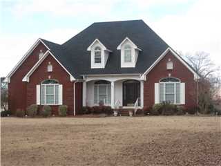 261 Plantation Dr