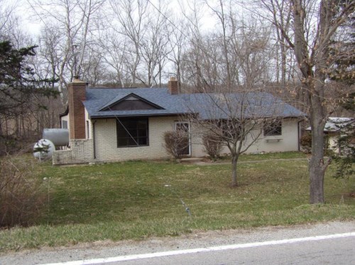 3960 S Clarksville Rd