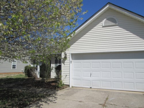 111 Milroy Ln