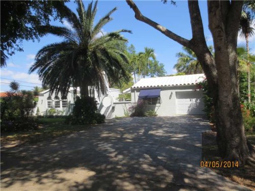 1537 SARRIA AV