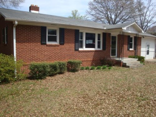 1601 Belhaven Rd