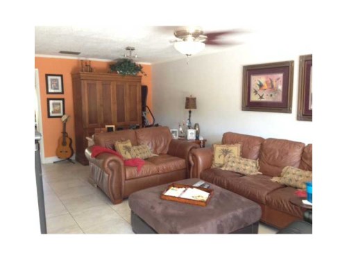 8122 SW 83 PL # 8122