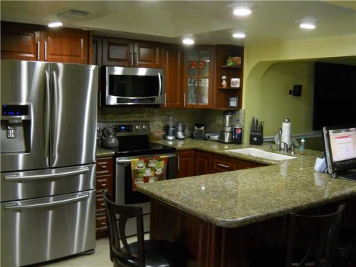 1042 SW 138 PL