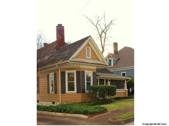415 Walnut Street