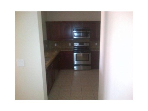 5271 SW 8 ST # 512
