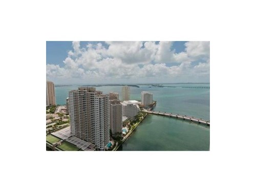 465 BRICKELL AV # 3303
