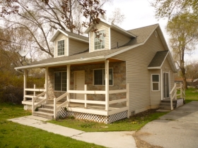 134 Douglas St