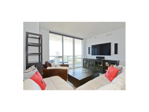 1800 S OCEAN DR # 2208