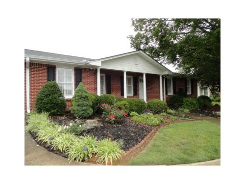 11935 Crabapple Road