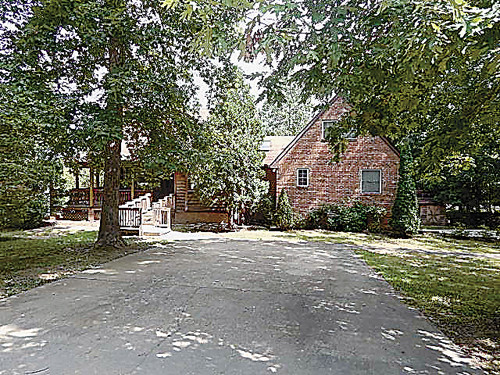 6 Oak Drive