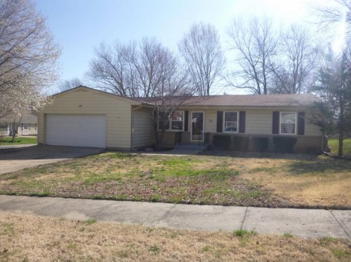 13201 Grand Ave