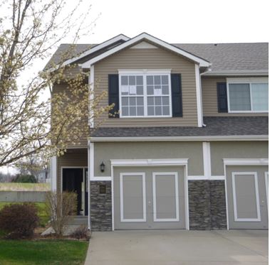 630 SW Shadow Glen Ct