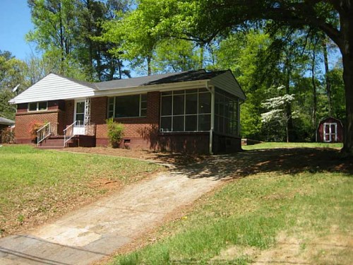 1087 Oakview Drive Se