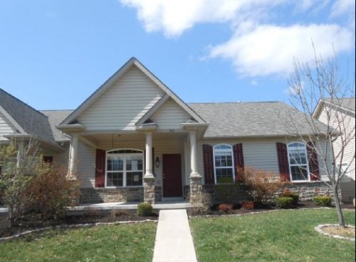 3121 Calhoun Dr