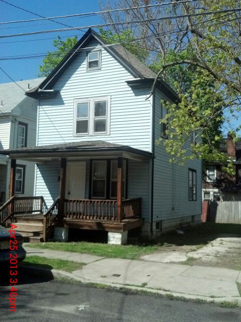 74 Hopkins St