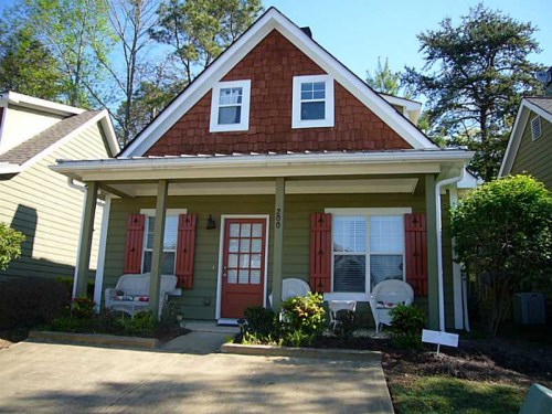 200 Lakeside Drive