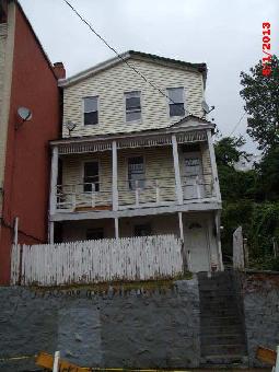 162 Oak Street
