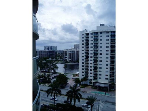 3001 OCEAN DR # 1135