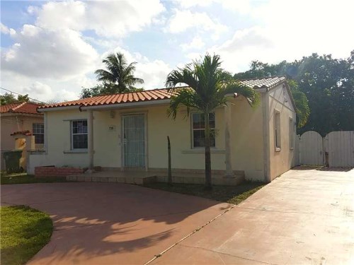 735 SW 63 CT