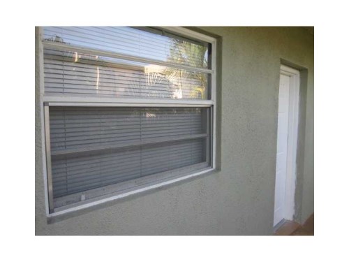 399 NW 72 AV # 207