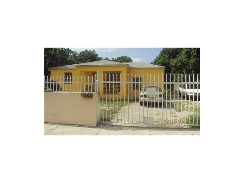 2126 NW 92 ST