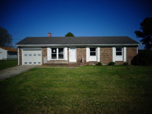 102 Bruce Drive
