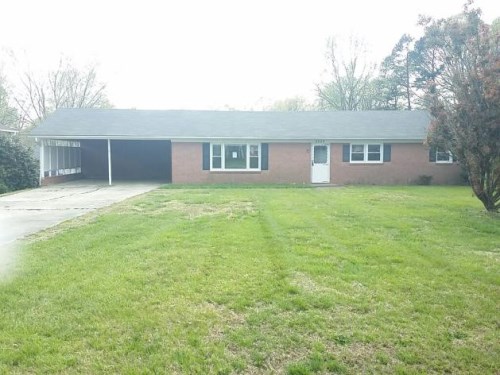 3505 Greenhill Dr