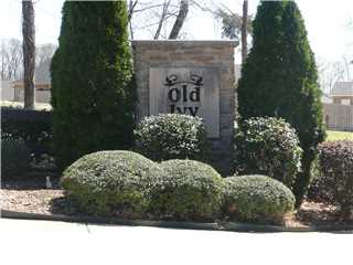 104 Forest Glade Drive