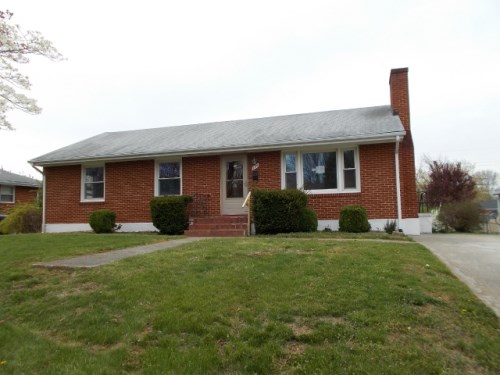 236 Crittendon Avenue NE