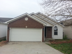 712 Lauren Dr