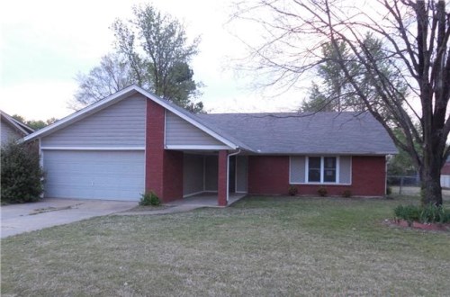 2109 W Tulsa St
