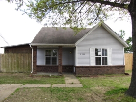 2212 Oak Creek Rd