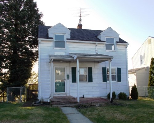 204 S Mont Valla Ave