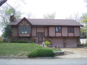 407 Linden Ln