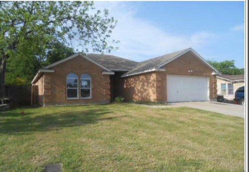 8021 Doreen Ave