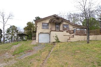 2912 47th Ave N
