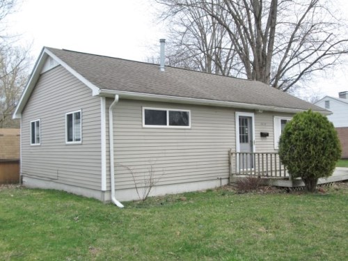 1414 Bud Ave
