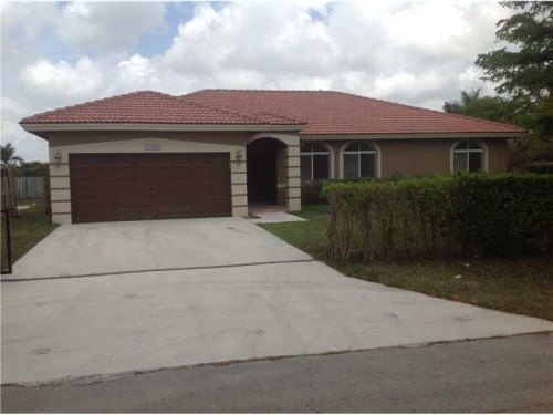 13233 SW 203 ST