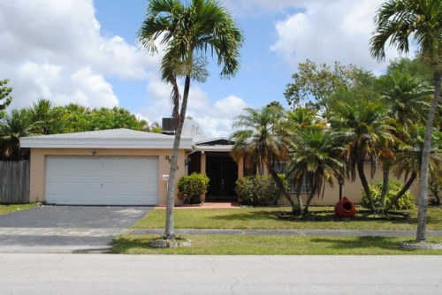 8525 SW 102 PL