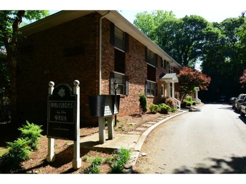 Unit 4 - 819 Durant Place Ne