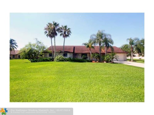11902 SILVER OAK DR