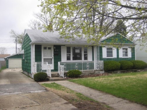 3114 Fairview Ave