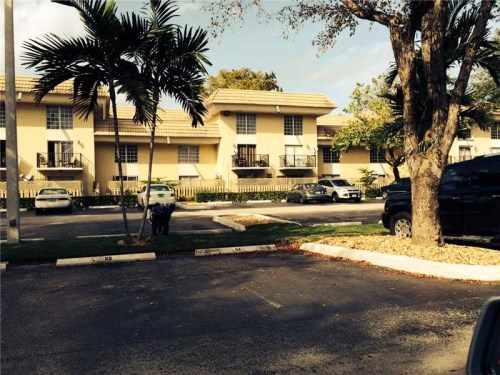 8650 SW 109 AV # 3-118