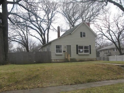 315 W 3rd St