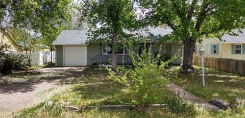 512 Greydene