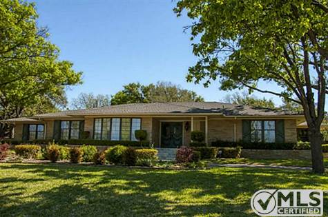 6711 Meadowcreek Drive