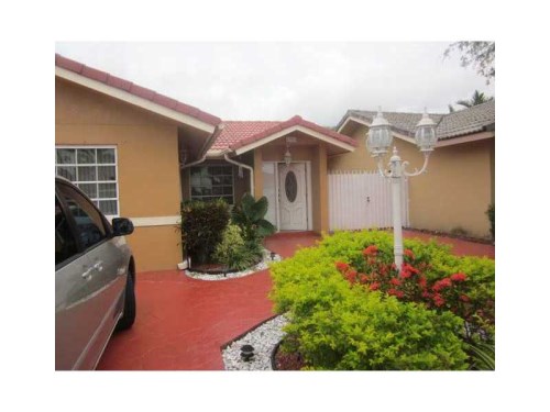 5923 SW 147 PL