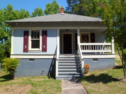 305 Goldston St