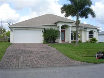 2341 Se Maslan Ave